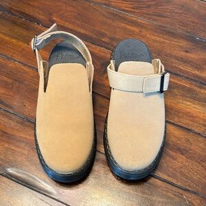 Dr. Martens Carlson clogs size US 8 woman’s